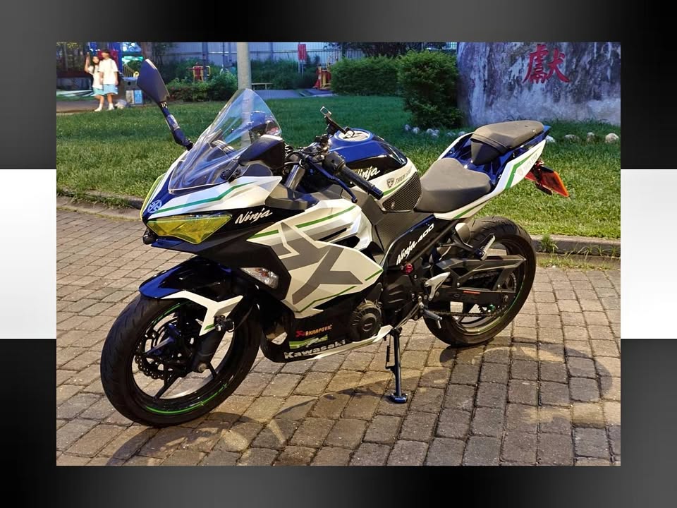 2021 Kawasaki Ninja 400 圖片
