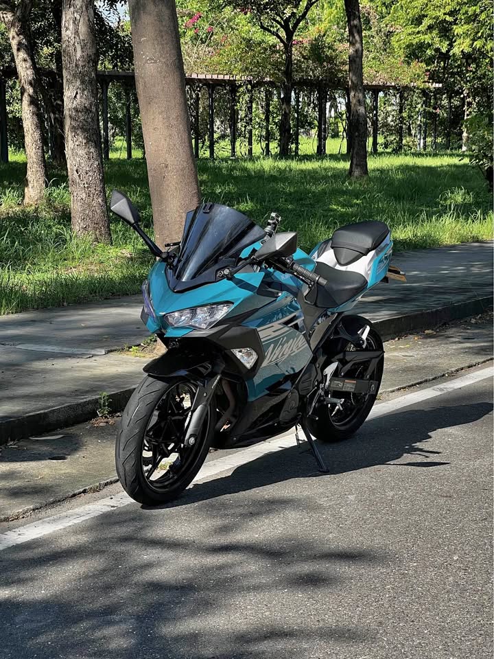 KAWASAKI NINJA400 忍四 圖片
