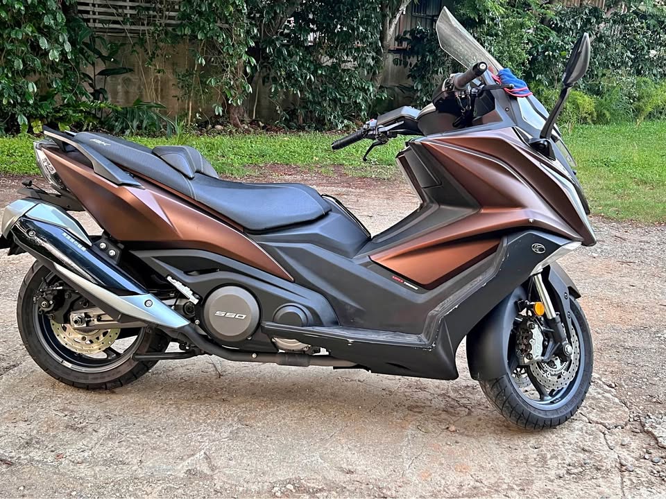 Kymco AK 550 圖片