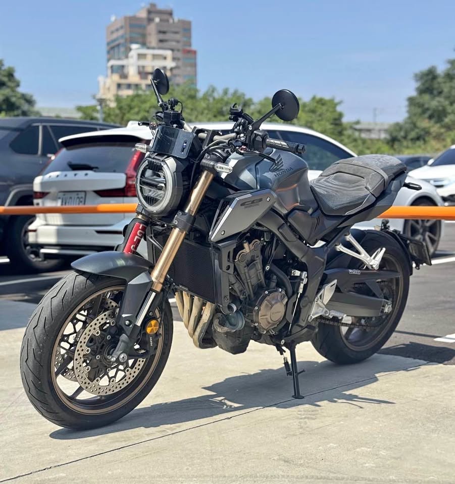 🔥 2022 HONDA CB650R｜里程 12,260 KM｜保固價 21.8 萬／無保固價 20.8 萬 🔥 圖片