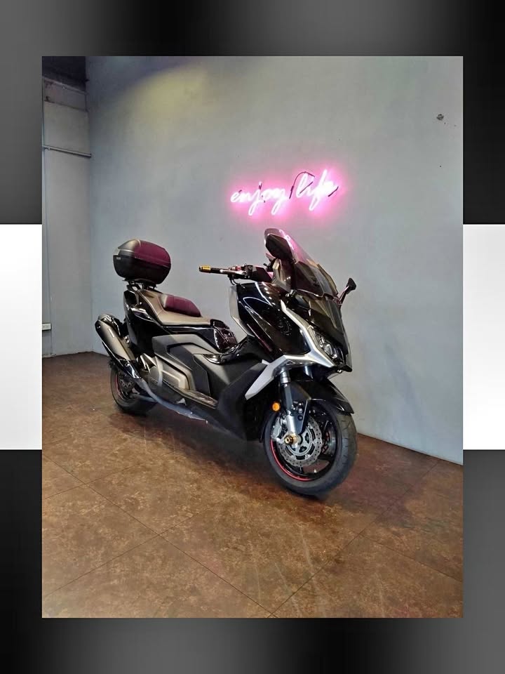 2022 Kymco ak550 premium 國產的驕傲 電動風鏡/定速巡航都有了 圖片